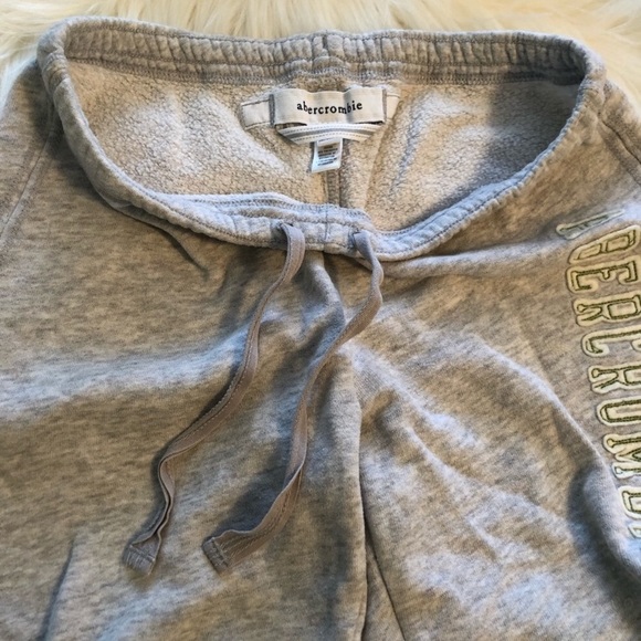 Abercrombie and Fitch Kids Capri Sweatpants - Picture 5 of 6